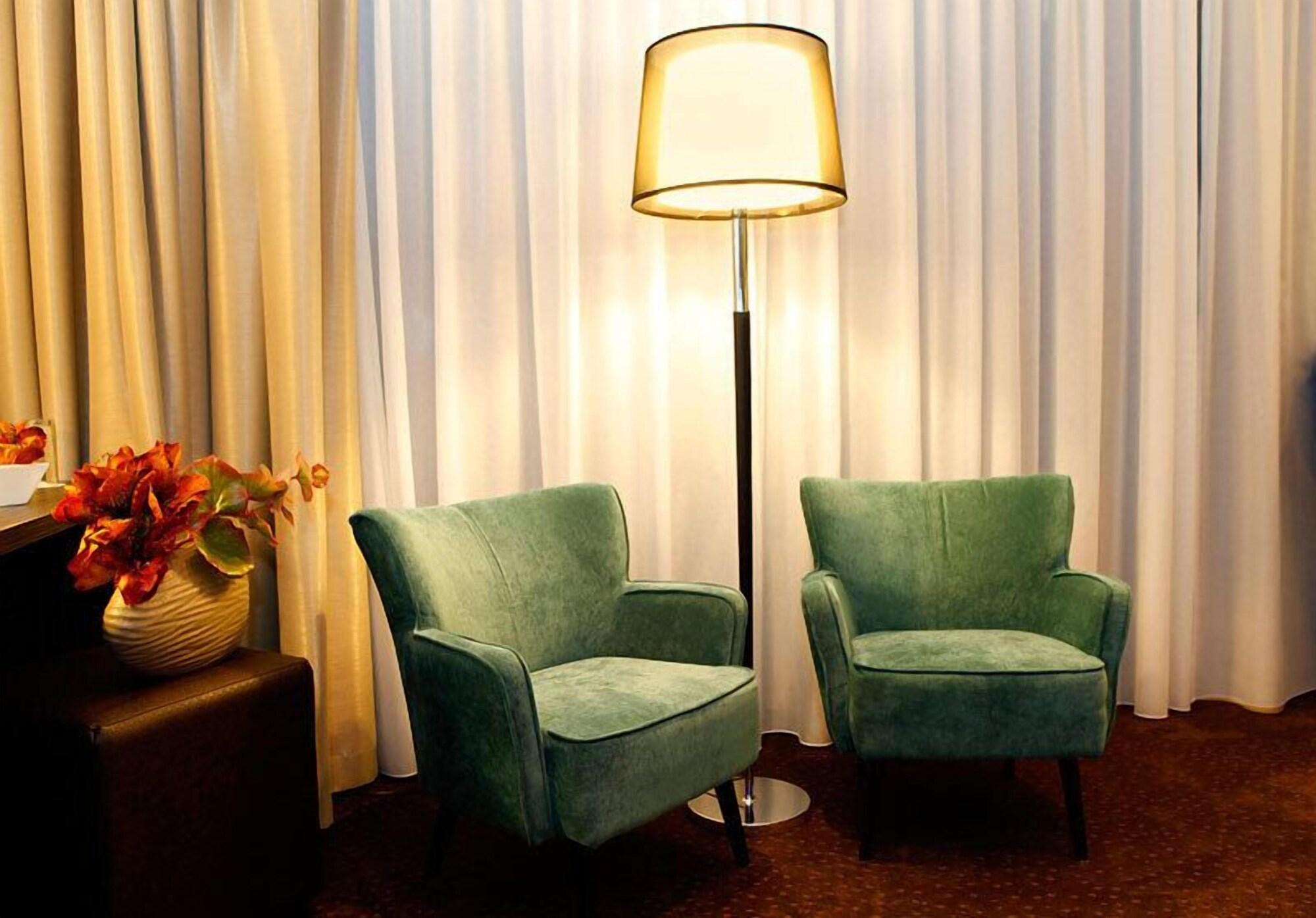 Centro Hotel Ayun Köln Eksteriør bilde