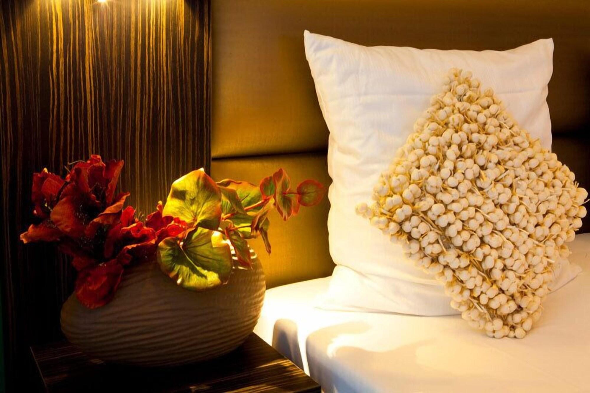Centro Hotel Ayun Köln Eksteriør bilde