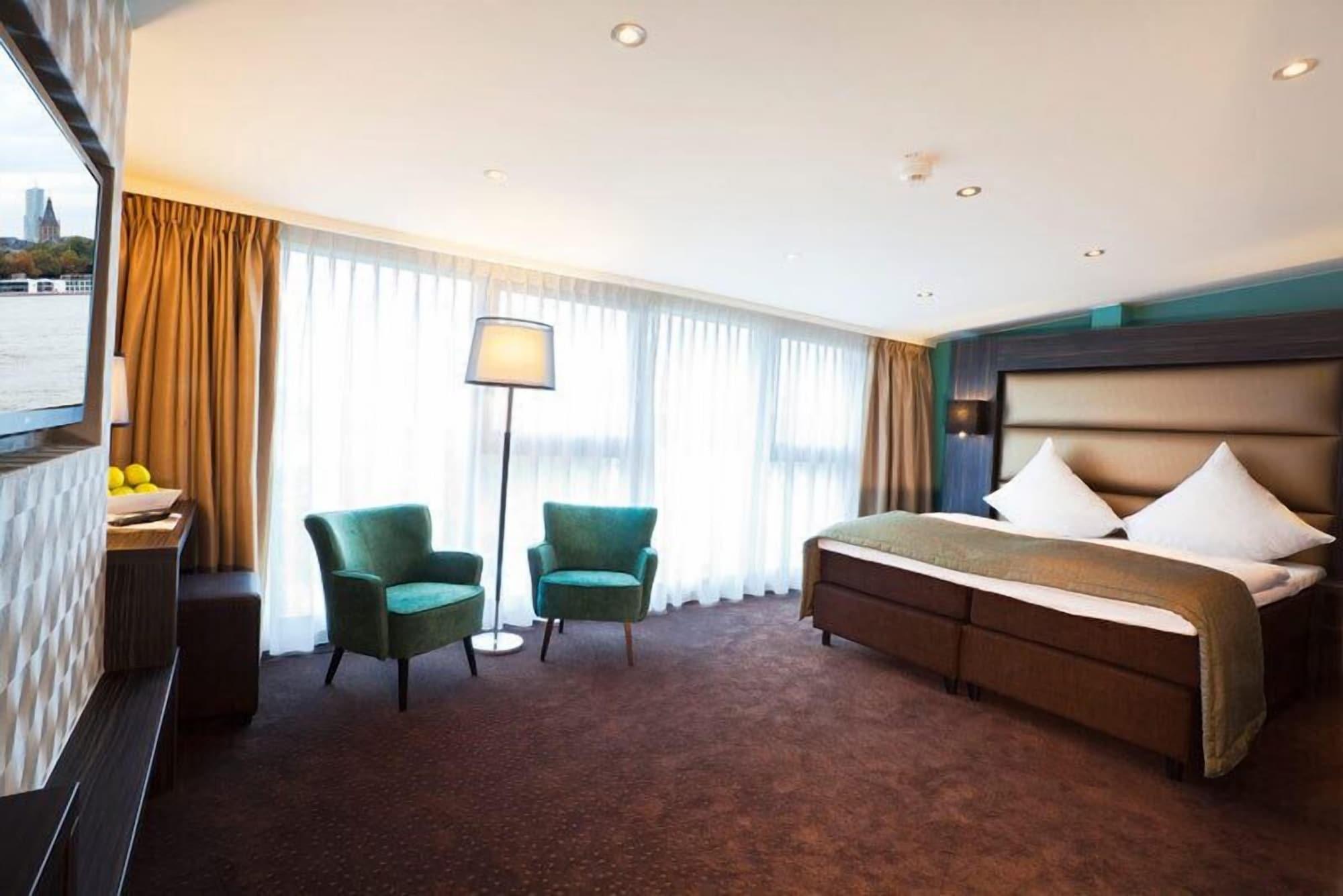 Centro Hotel Ayun Köln Eksteriør bilde