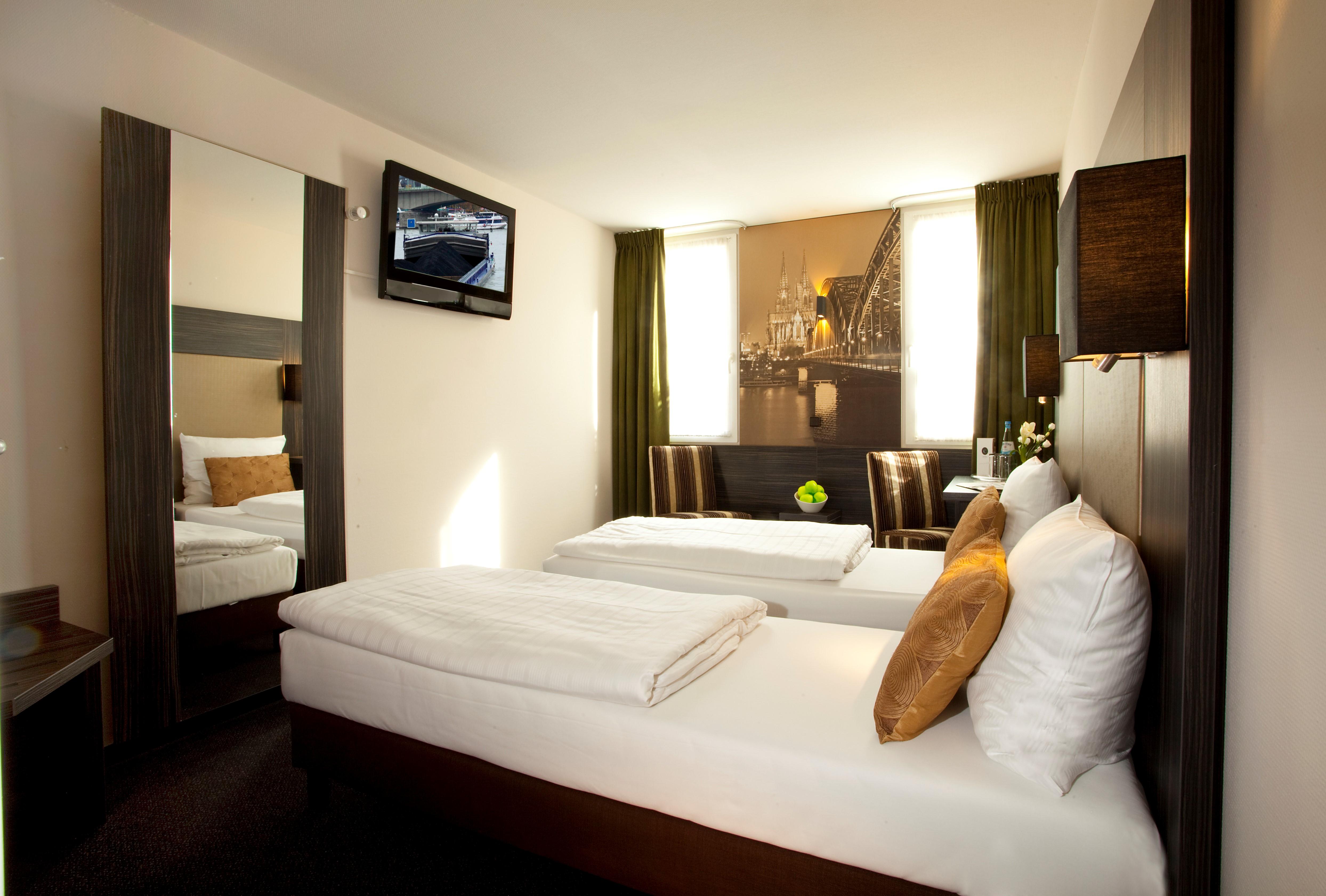 Centro Hotel Ayun Köln Eksteriør bilde