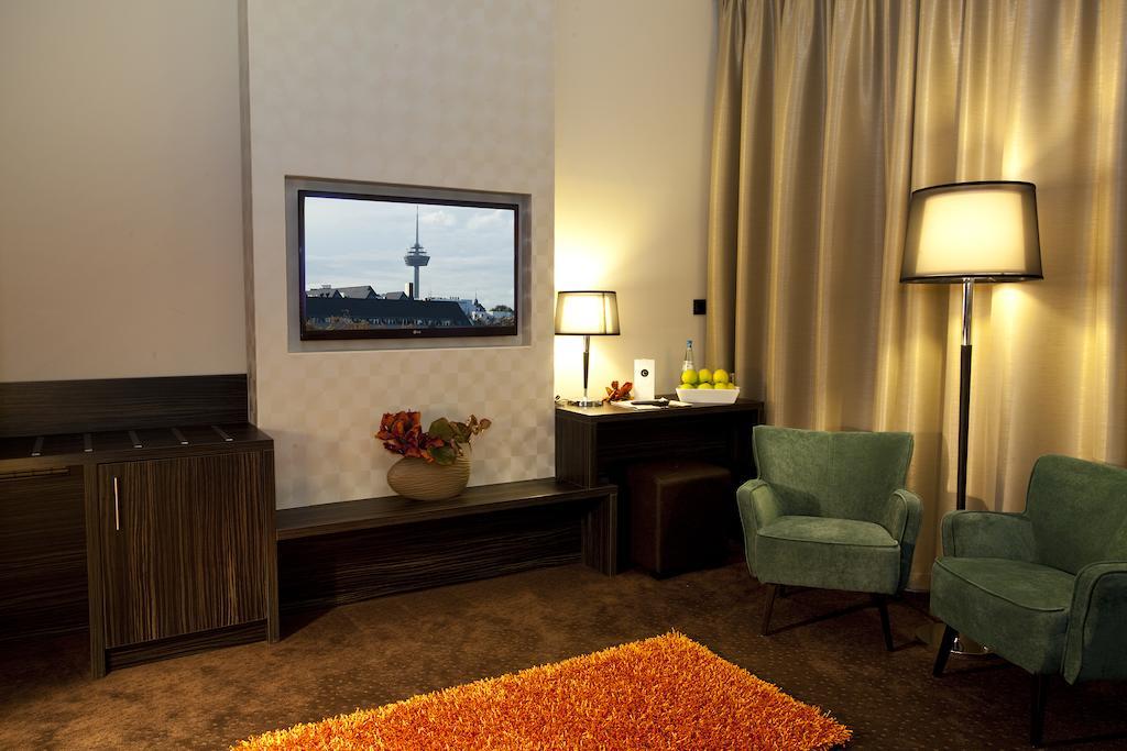 Centro Hotel Ayun Köln Eksteriør bilde